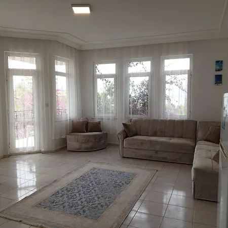 Pembe Koesk Aparthotel 3*