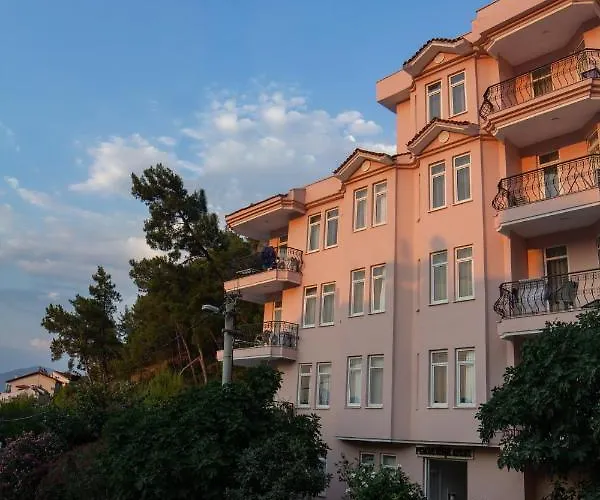 Pembe Koesk Lägenhetshotell Fethiye