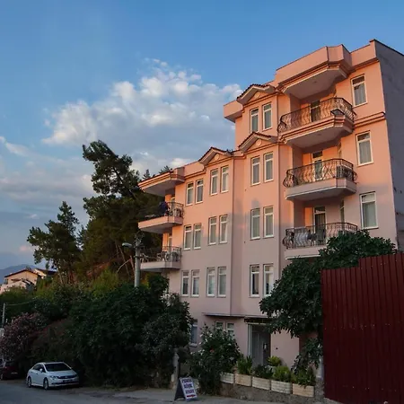 Pembe Kosk Apart Fethiye