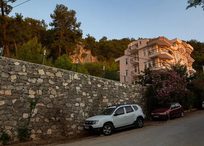 Pembe Koesk Apartahotel Fethiye