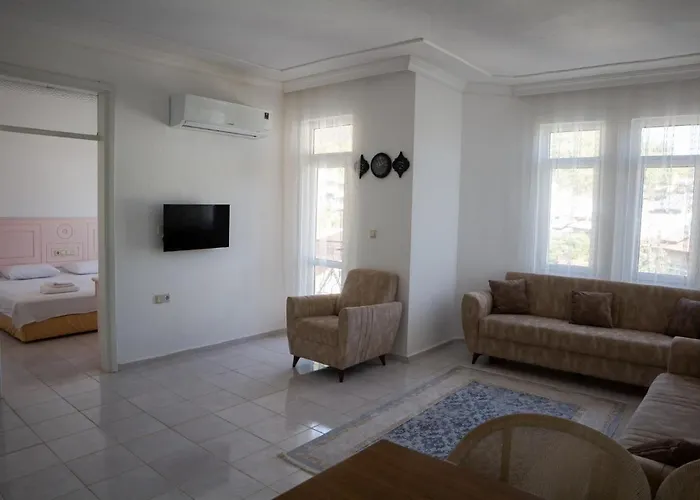 Apartahotel Pembe Koesk 3*